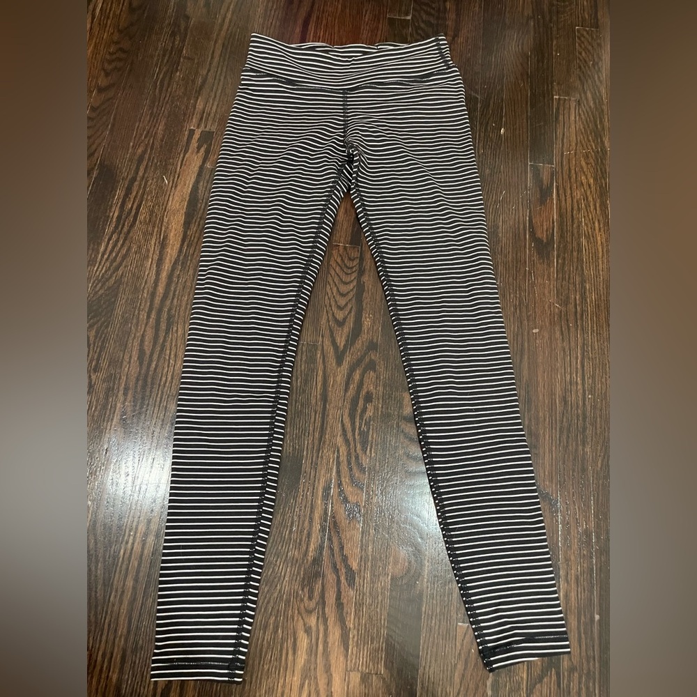 Ivivva striped leggings